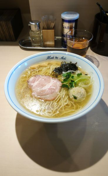 「淡麗煮干しらーめん」@中華蕎麦 あお木 secondの写真