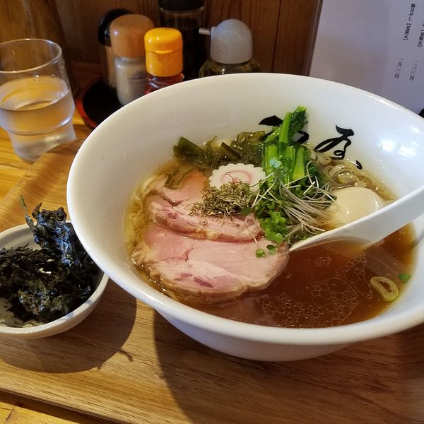 「醤油ラーメン」@魚介醤油らーめん 和屋の写真