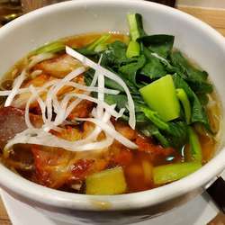 チャーシュー刀削麺