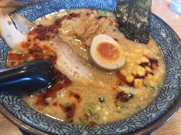 「痺れる麻辣味噌ラーメン880円」@屯ちん 福島店の写真