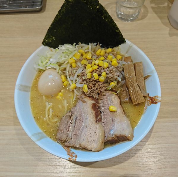 「特製味噌らーめん(1100円)」@麺処つむじの写真