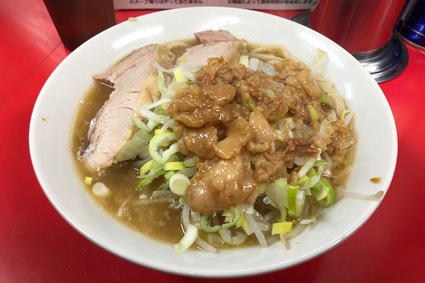 「ラーメン(並) 780円+豚1枚 130円」@ラーメン一心の写真