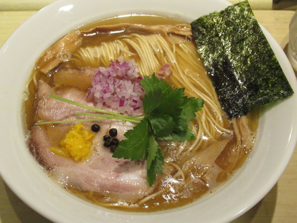 「らぁ麺（塩）（880円）」@だれやめやの写真