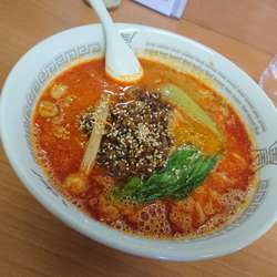 担々麺 800円
