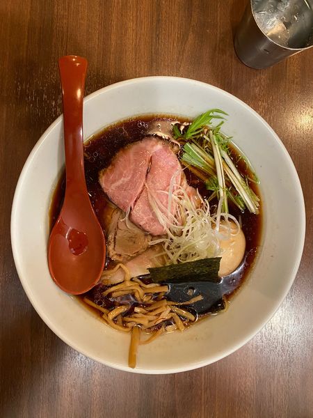 「特製醤油ラーメン」@麺屋 翔 品川店の写真