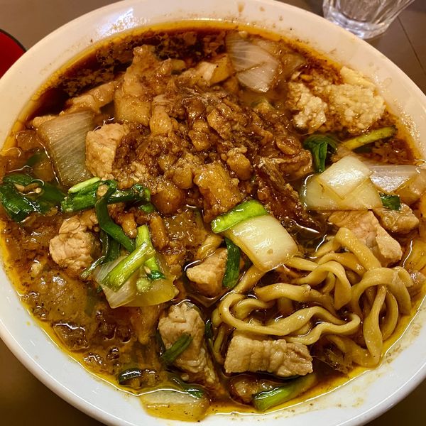 「スタ満ソバ（ショウガ・背脂）＋生卵」@元祖スタミナ満点らーめん すず鬼の写真