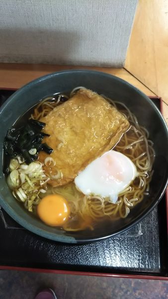 「朝そば+たまご」@蕎麦たつ 浜松町店の写真