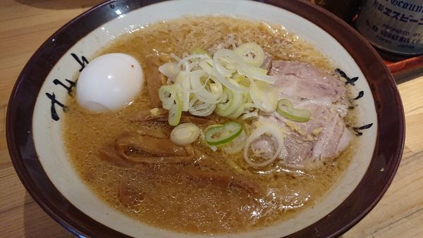 「味噌＋半熟ゆでたまご」@すみれ 横浜店の写真