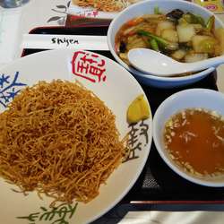 あんかけかた焼きそば