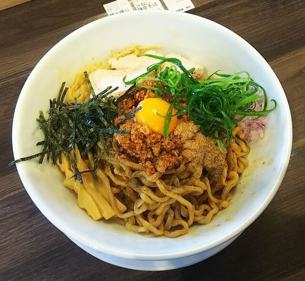 「汁なし鶏辛そば850円」@自家製麺 鶏冠の写真