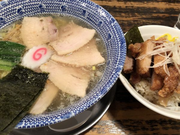 「バラそば塩味&くじら飯」@くじら軒 横浜本店の写真