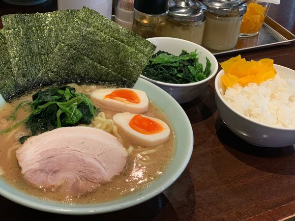 「ラーメン(並)、」@横浜家系らーめん いずみ家の写真