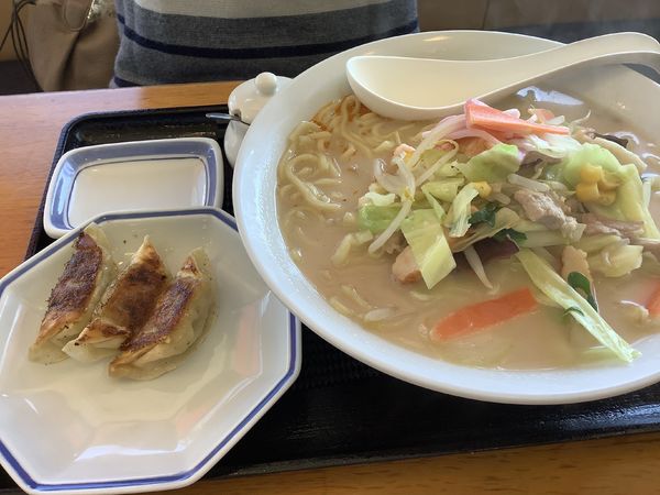 「長崎ちゃんぽん 餃子3個ランチセット 640円（外税）」@リンガーハット 小田原飯泉店の写真