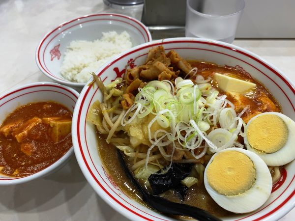 「五目蒙古タンメン＋バター＋定食」@蒙古タンメン 中本 千葉店の写真