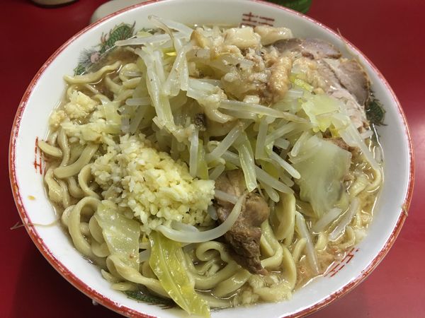 「大ラーメン 硬め ヤサイ ニンニク アブラ」@ラーメン二郎 目黒店の写真