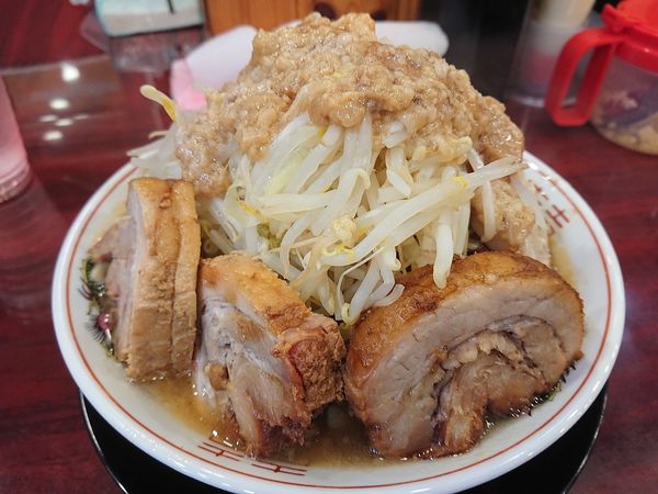 「小豚」@らーめん ぶっ豚 町田店の写真