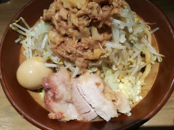 「ラーメン大:900円+味玉:100円」@MEN YARD FIGHTの写真