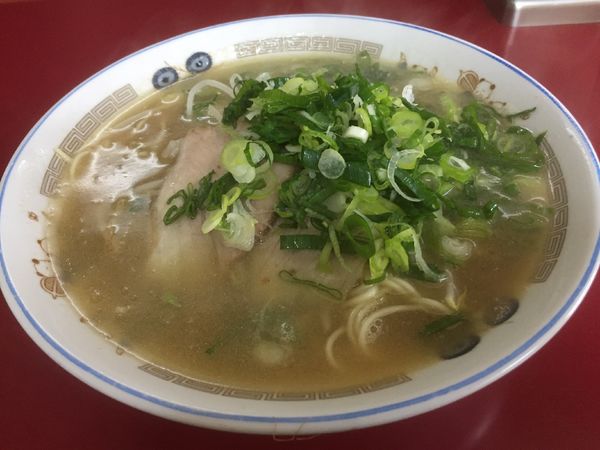 「中華そば(牛骨) 中盛」@中華そば めんいちの写真