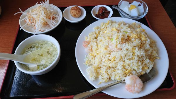 「エビチャーハン　６８０円」@鑫隆園の写真