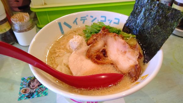 「牡蠣煮干し鶏白湯中華そば900円」@ハイデン.コッコFACTORYサマンサ・タマサの写真