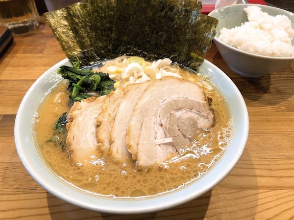 「豚骨スペシャル:1,100円, 小ライス:120円」@鶴一家の写真