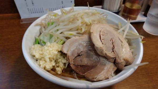 「ガッツリらーめん」@らーめん にい村の写真