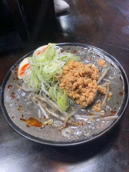 「濃厚黒胡麻クリーミー担々麺（味玉）通常価格900円」@麺匠 茜ノ舞の写真