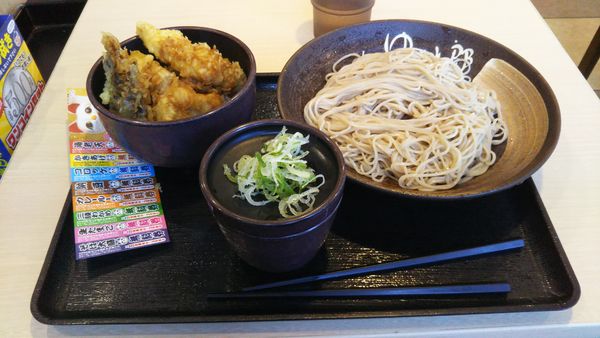 「ミニとり舞茸天丼セット蕎麦大盛り（クーポン）」@ゆで太郎 谷田部店の写真