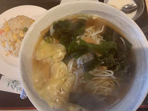 「ワンタン麵セット」@中華料理 福餃子の写真