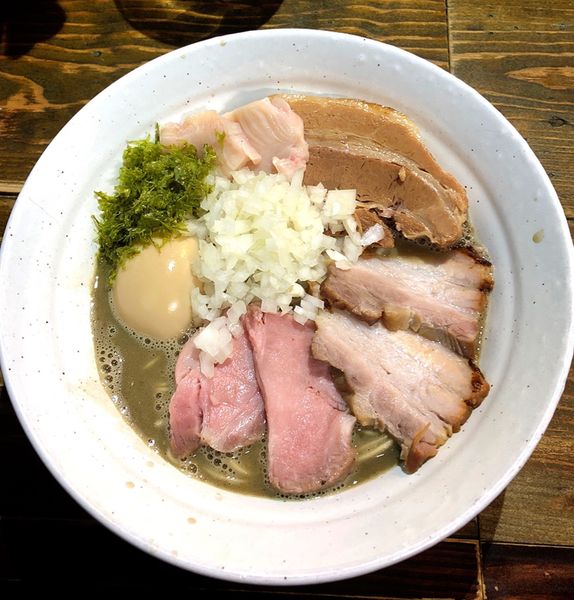 「【期間限定】味玉濃厚煮干(チャーシューサービス)」@ラーメン屋ジョンの写真