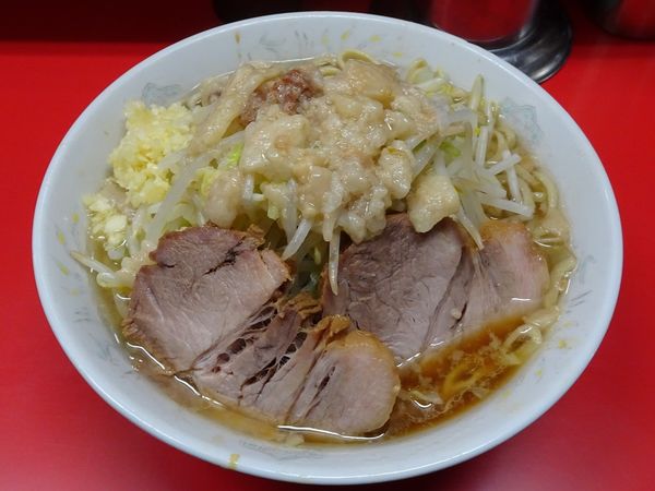 「小ラーメン（700円）ヤサイニンニクアブラ」@ラーメン二郎 上野毛店の写真