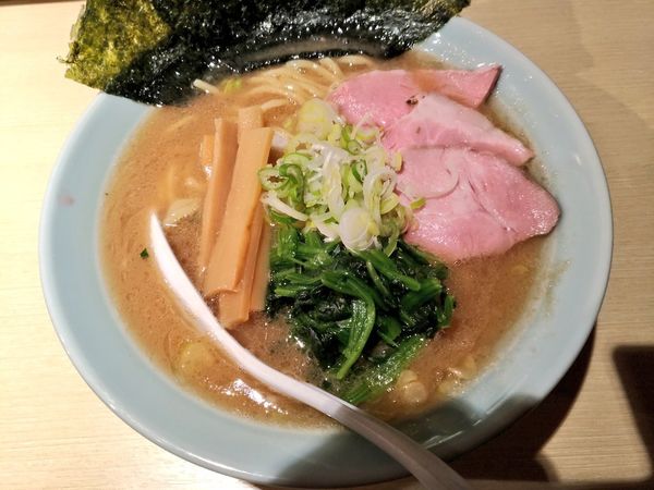 「ゲリラ限定 ヨコハマ045」@らー麺 アオキジの写真