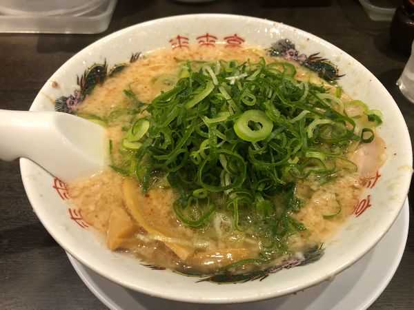 「ラーメン　こってり　ネギ多め」@来来亭 厚木愛甲店の写真