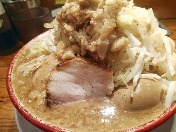 「味玉らーめん（ヤサイアブラ）」@らーめん バリ男 日本橋店の写真