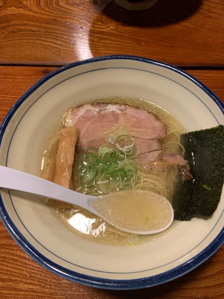 「塩らあめん＋鶏たたき丼＋焼き餃子」@上州地鶏ラーメン 翔鶴の写真