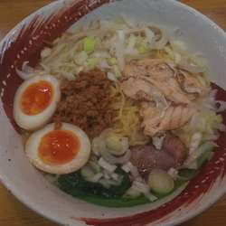 サーモン塩ラーメン