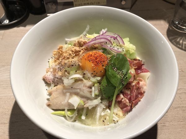 「カルボナーら(並)880円」@ajito ismの写真