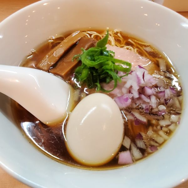 「煮卵煮干しそば 900円…」@らぁ麺 田じまの写真