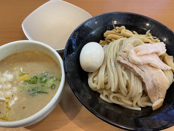 「鶏白湯つけ麺（塩）＋全部のせ：1250円」@麺堂 稲葉の写真