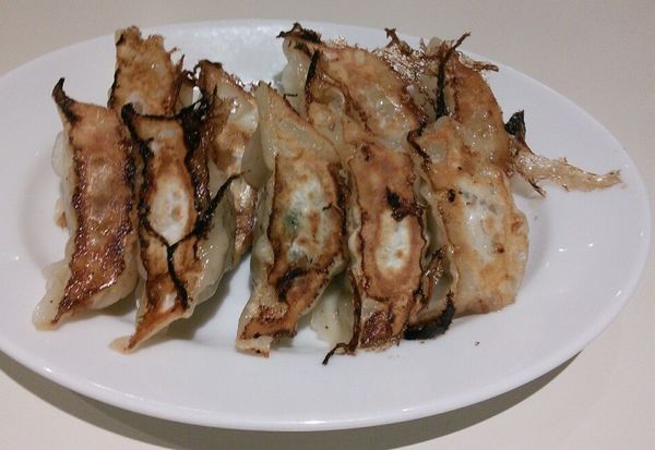「餃子(１０個)　５５０円」@神座飲茶樓 横浜ジョイナス店の写真