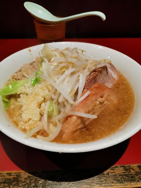 「小ラーメン 700円 （麺半分 ニンニク アブラ）」@ラーメン二郎 荻窪店の写真