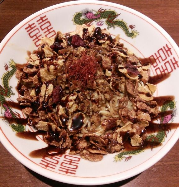 「【限定】チョコレート汁なし担々麺　１１００円」@ナルトもメンマもないけれど。の写真