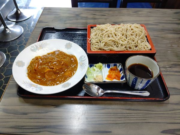 「本日のランチ(もりそば＋キーマーカレー)750円」@高砂庵の写真