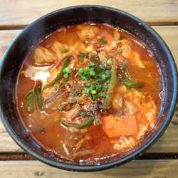 七輪や 金剛苑 一之江店の画像