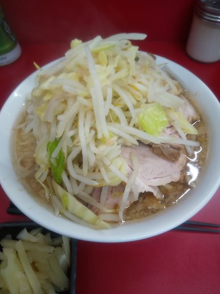 「小豚ラーメン」@ラーメン二郎 神田神保町店の写真