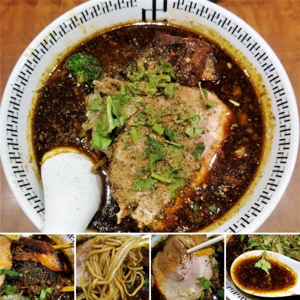 「スパイスラーメン(カスタム)  1150円」@スパイス・ラー麺 卍力 秋葉原店の写真