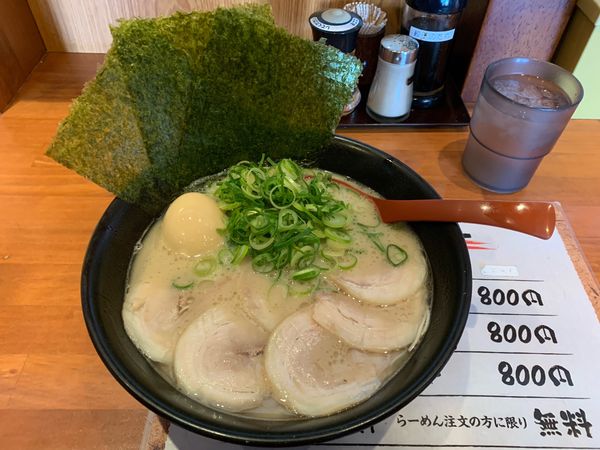 「特製全のせラーメン900円ランチ時ライスサービス」@一笑の写真