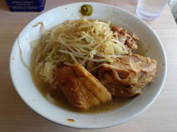 「ラーメン：塩（800円）＋豚（100円）野菜ニンニクゆず胡椒」@麺屋 味方の写真