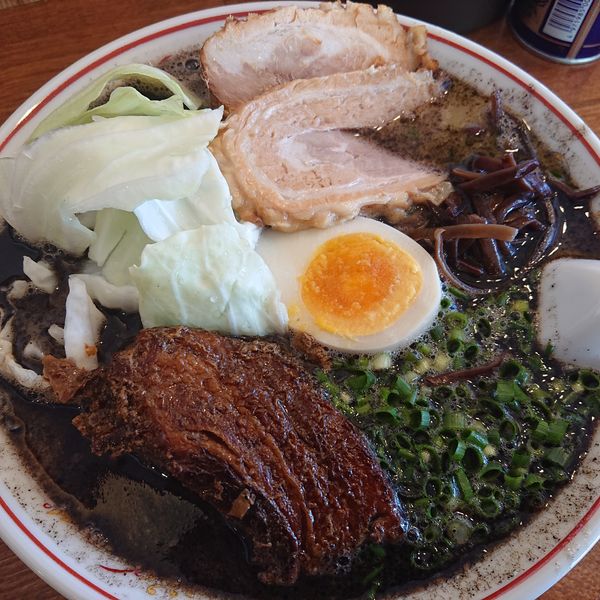 「育元ラーメン950円」@熊本ラーメン 育元 経塚店の写真