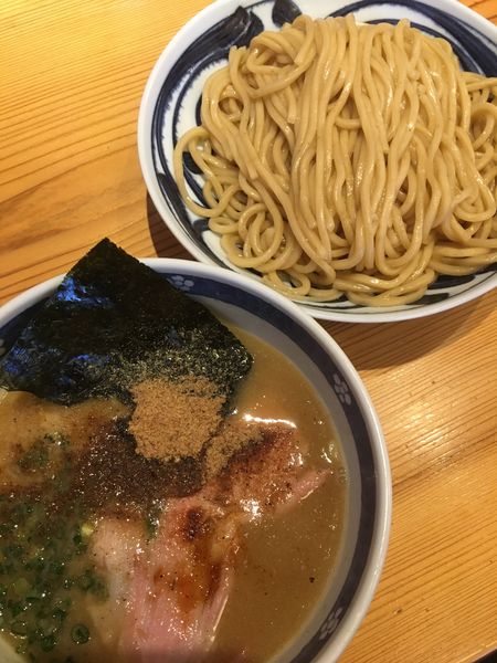 「特製もり並盛り880円」@麺通 伊武記の写真